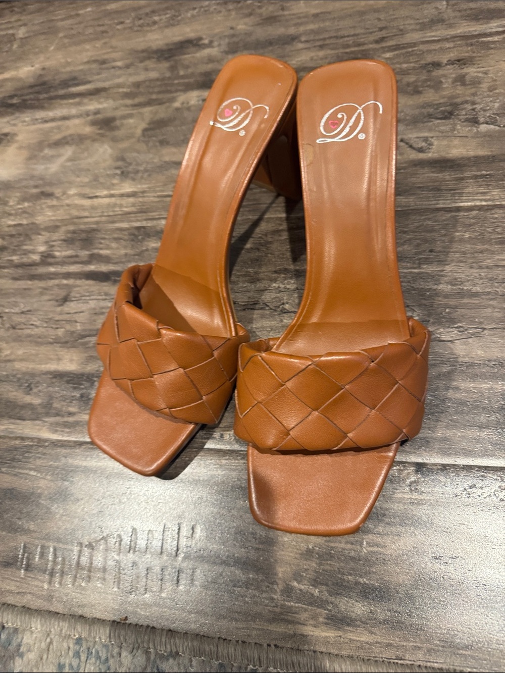 Delicious Braided Slide Heels in Cognac